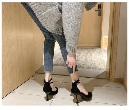 Syncreas Hollow Metal High Heels