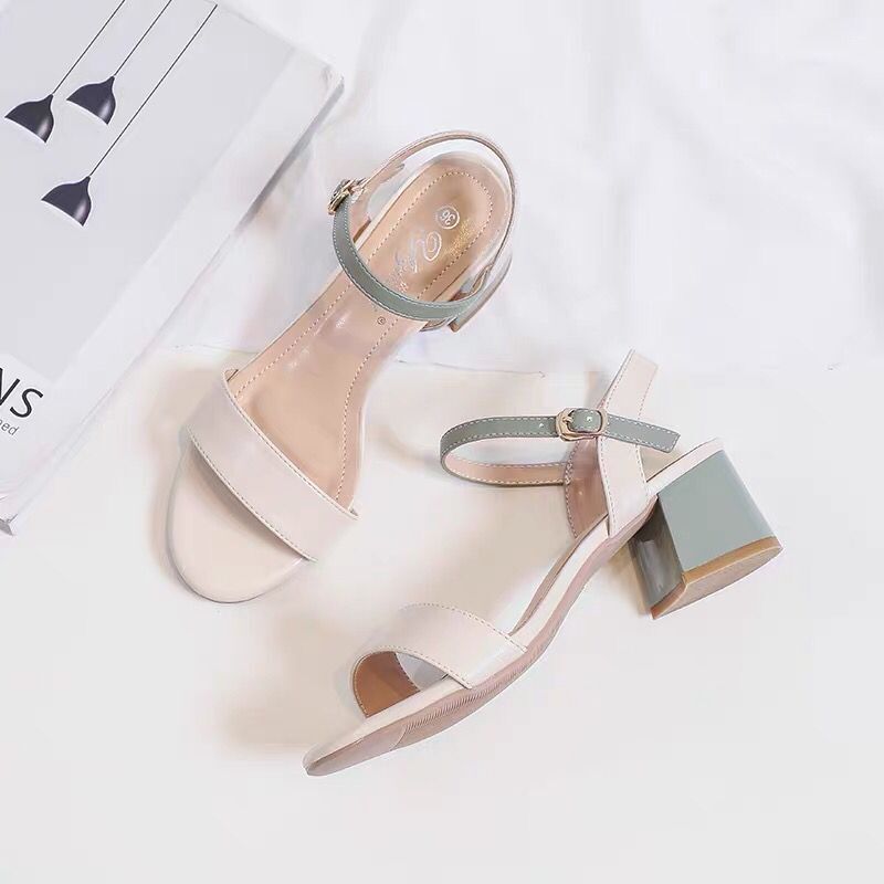 Syncreas Mid-heel Chunky Heel Buckle Roman High Heels