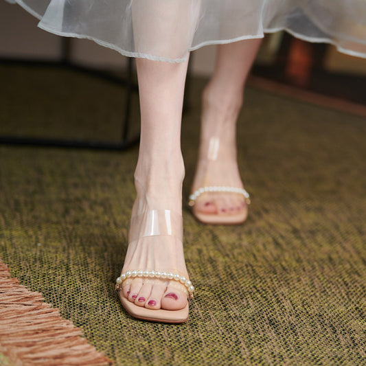 Syncreas Crystal Heel Transparent Cool Girl Wearing High Heels