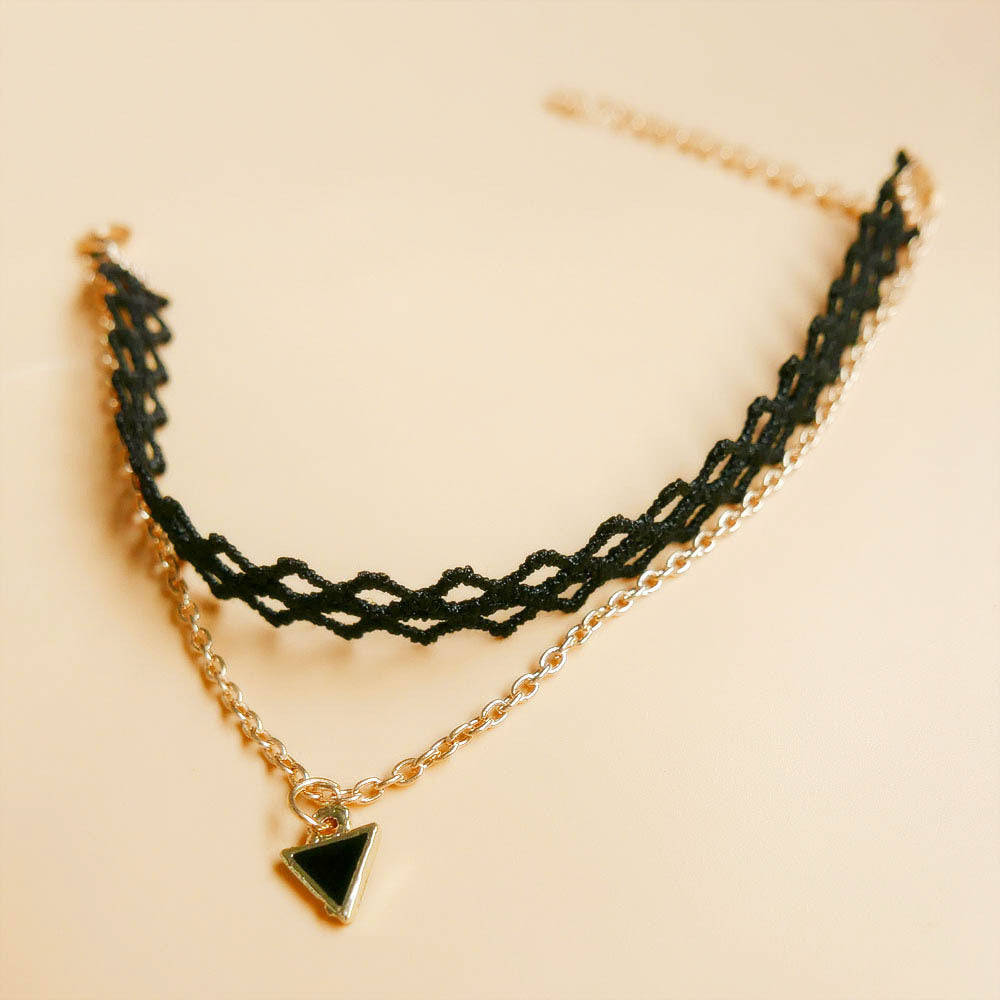 Syncreas Geometric Pendant Lace Anklet