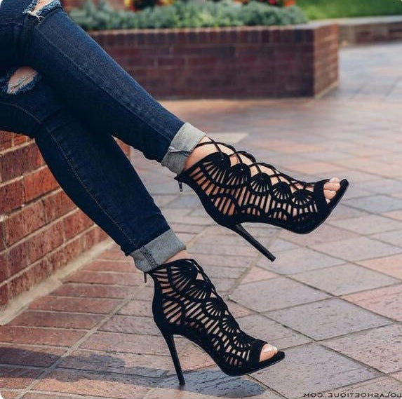 Syncreas Lace High Heels